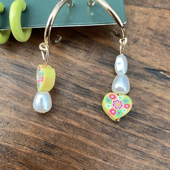 Wild Fable Earring Set - Picture 4 of 5